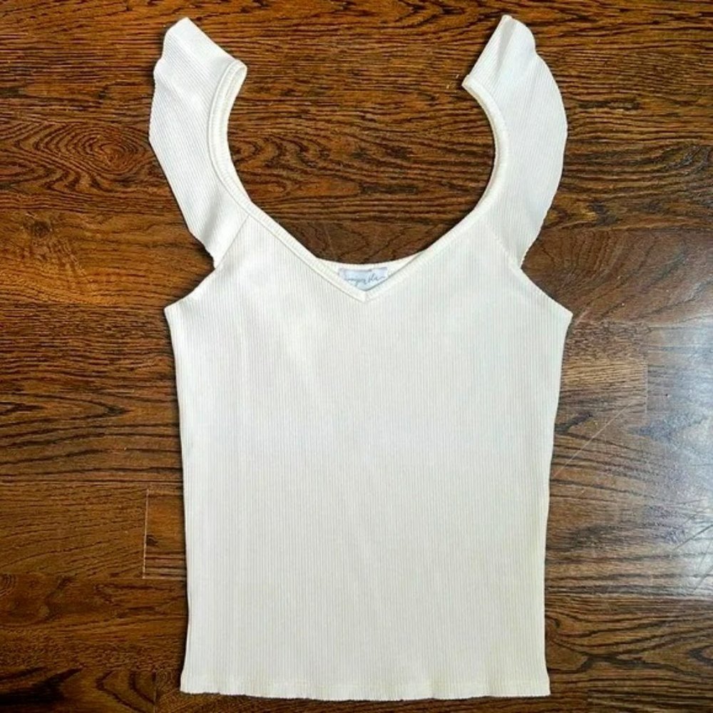 NWoT Juniper Blu South Moon Under Cream and/ or Black  Tank